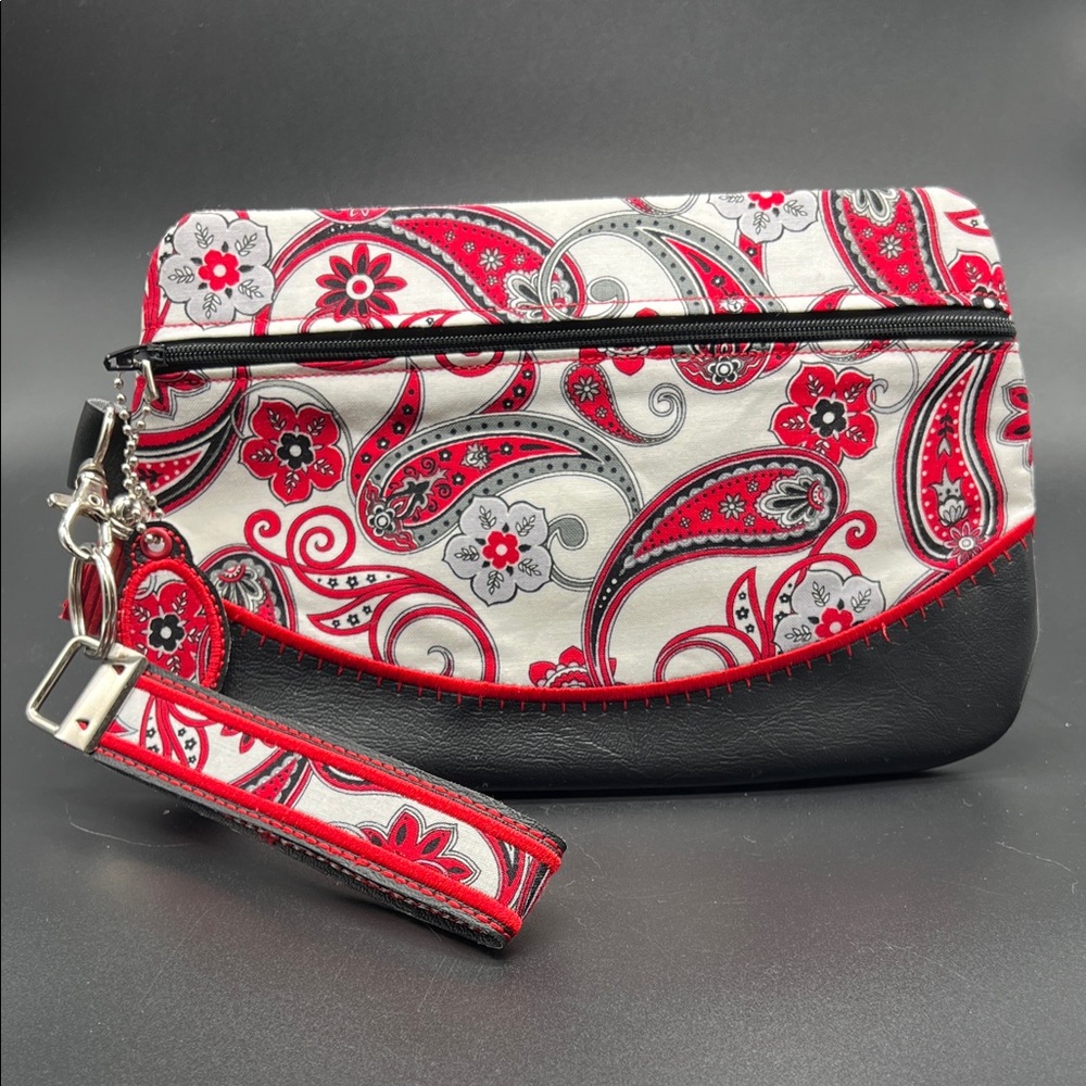The Stitch B— Paisley Patterned Pouch Wristlet - Red, White & Black